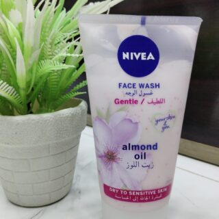 NIVEA Gentle Face Wash with Almond Oil
