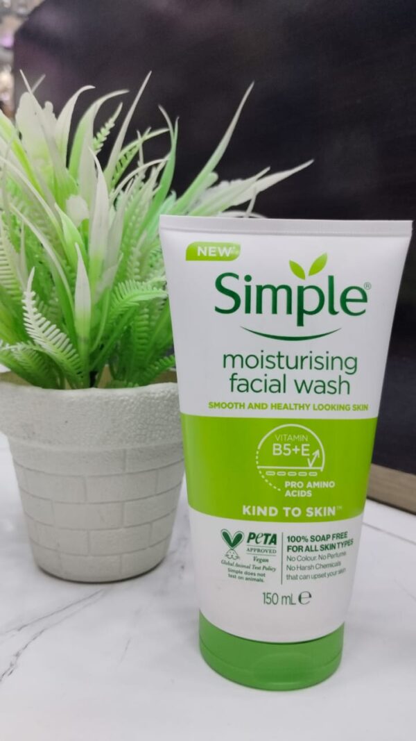 Simple Moisturising Facial Face Wash – 150mL
