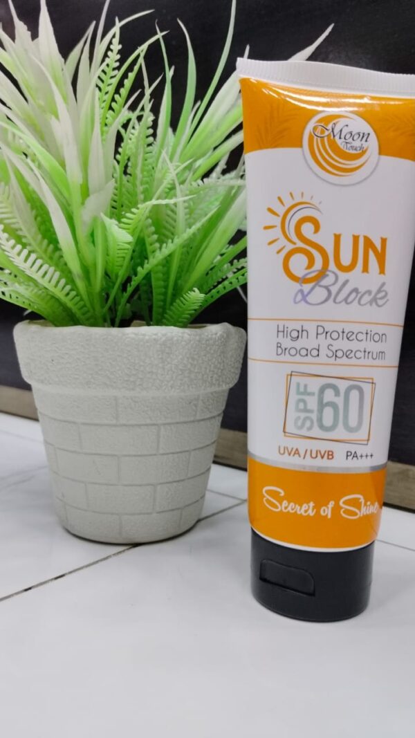 Moon Touch Sun Block SPF 60 PA+++