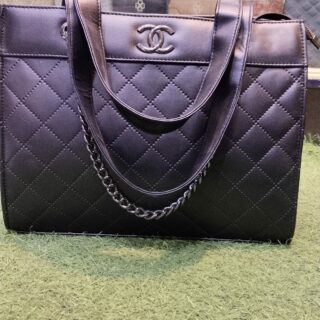 Quilted Shoulder Tote Bag with Chain Straps