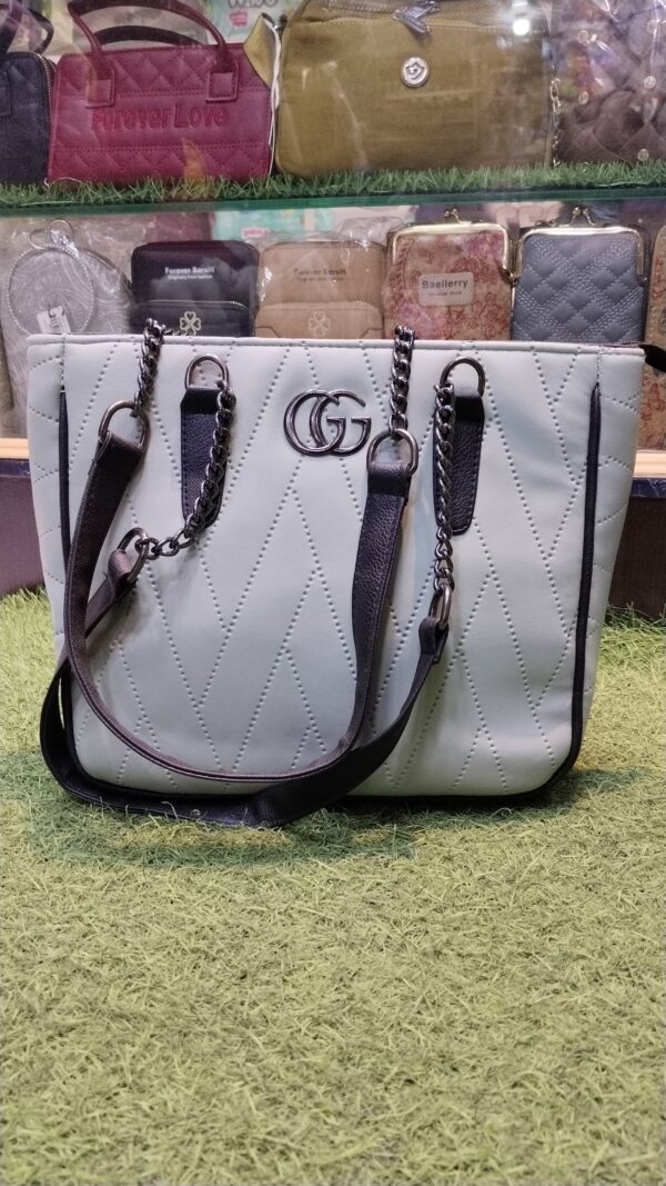 Quilted Shoulder Tote Bag – Dual Color Options
